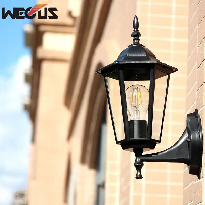 (WECUS) Lampada da parete per esterni retrò in stile europeo Lampada da balcone Lampada da giardino impermeabile Lampada da portico vintage per esterni